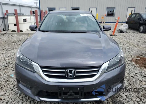 2015 Honda Accord Exl z USA, uszkodzony, nr VIN 1HGCR2F83FA070995